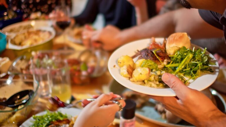 Stop the carb overload: Experts expose hidden reason big meals backfire, how protein flips the switch