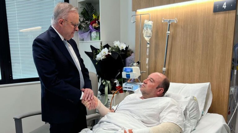 Australian prime minister announces national bravery honors after antisemitic terror attack