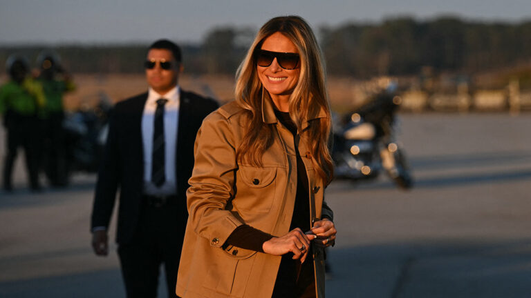 WATCH LIVE: First Lady Melania Trump creates care packages for deployed service members