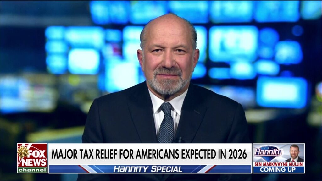 Commerce Secretary Howard Lutnick: Americans are going to earn 4.3% more money