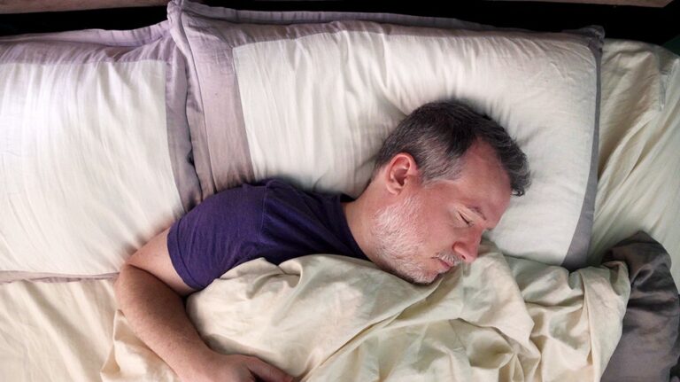 Popular sleep positions could be damaging your nerves, according to experts