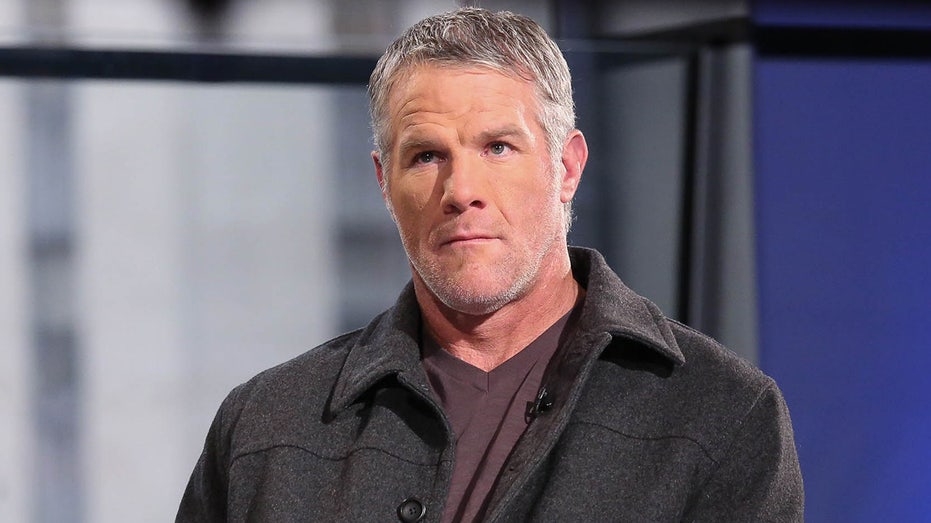 NFL legend Brett Favre shares update on tough battle with Parkinson's disease
