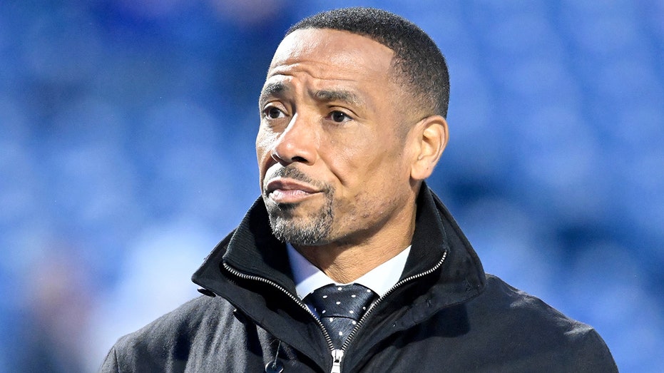 Super Bowl champion reveals reason for viral freeze-up during pregame show