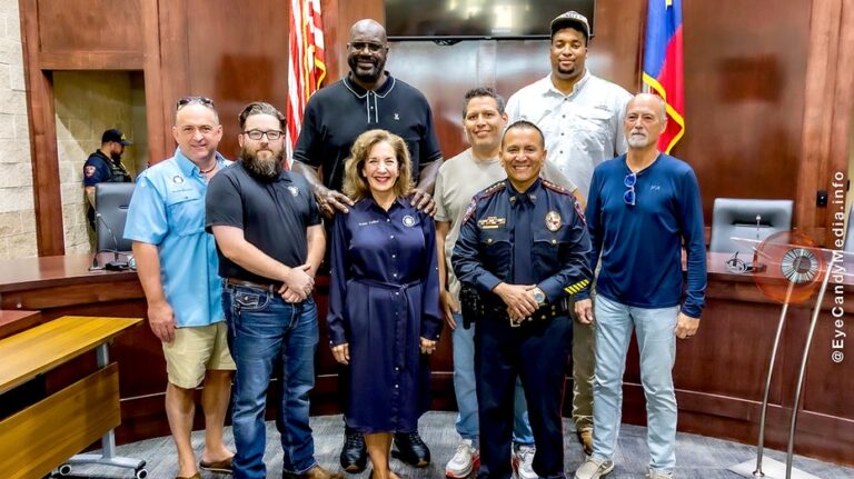 NBA legend Shaquille O'Neal sponsors former basketball player's attempt to be tallest police officer in Texas