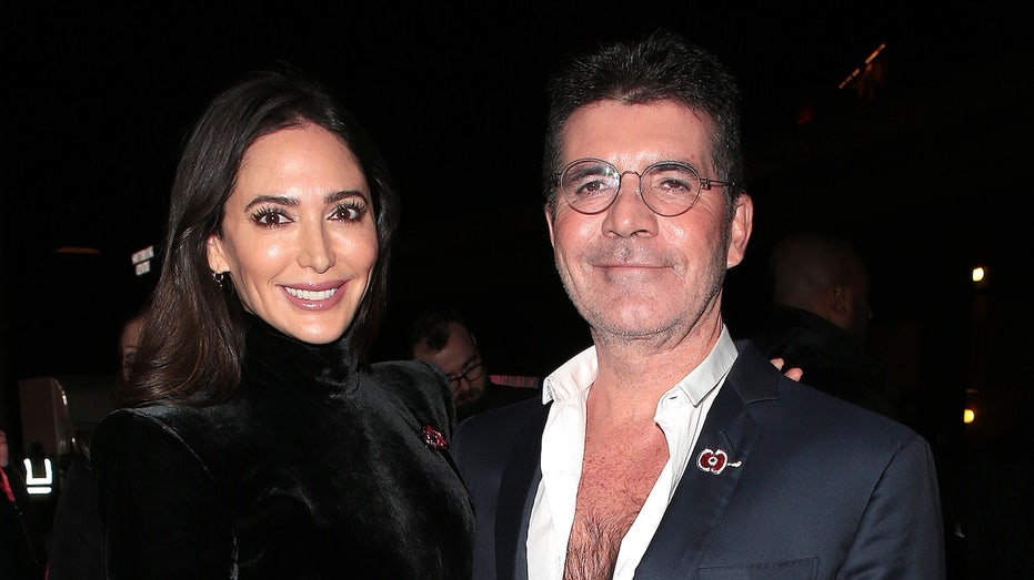 Simon Cowell says he's ‘aging backwards’ thanks to controversial blood-rinsing procedure