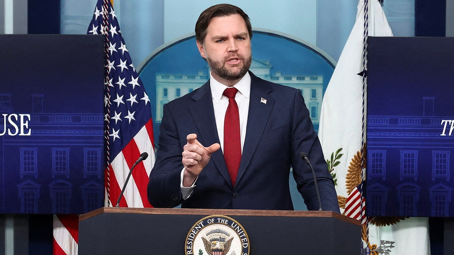 Vice President JD Vance to visit Minneapolis, source says, amid unrest over ICE operations