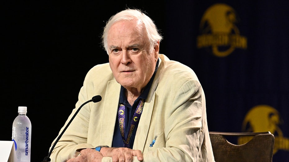 British actor questions whether World Cup should be held in United States after ICE's Minnesota presence