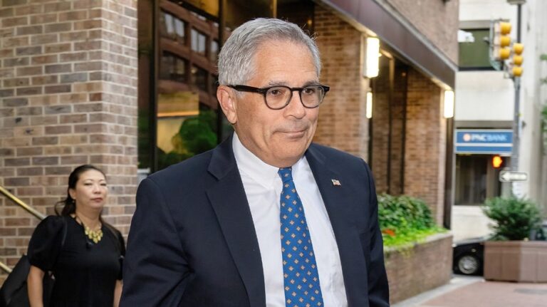 'Cringe' Soros-backed Philly DA torched for dropping ‘FAFO’ in chest-thumping warning to ICE
