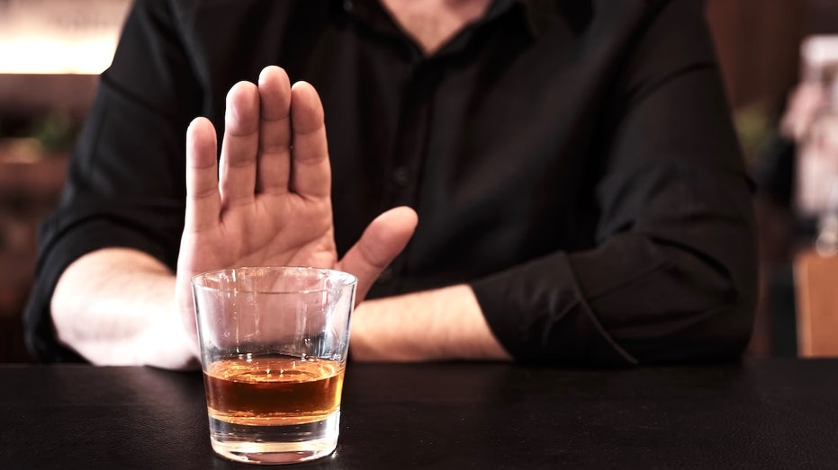 Doctor reveals what 30 days without alcohol does to the brain and body amid Dry January