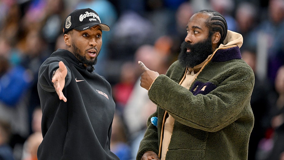 NBA game delayed due to technical malfunction as horn blares for 13 minutes straight