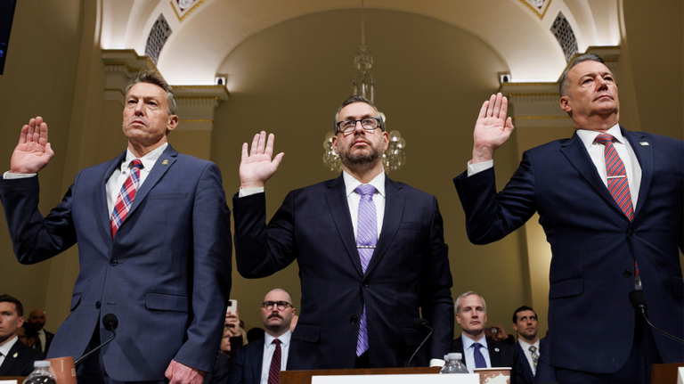 Dem rep labels federal immigration agents 'thugs' in tense hearing
