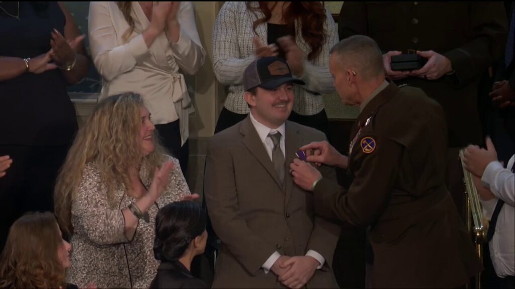 Trump announces Purple Heart for two National Guardsmen ambushed in DC: 'We love you all'