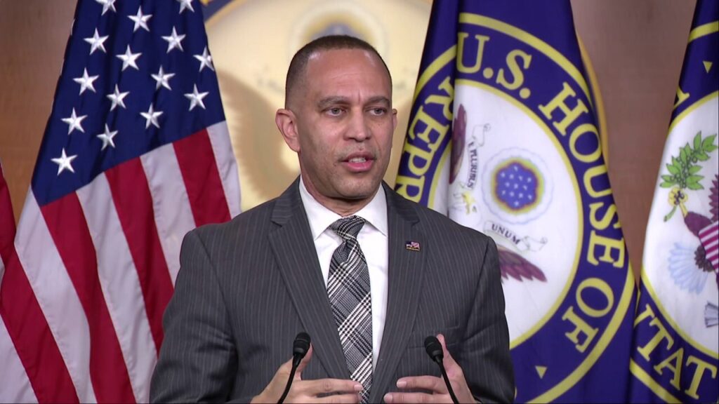 Jeffries says GOP 'done eff’d up in Texas,' predicts Republicans will fall short