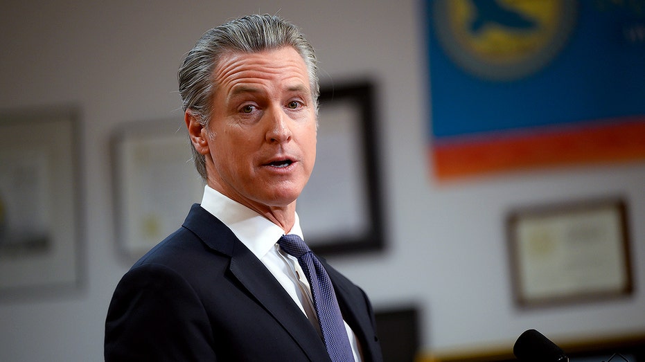Newsom tells Georgia crowd, 'I am like you... I'm a 960 SAT guy'