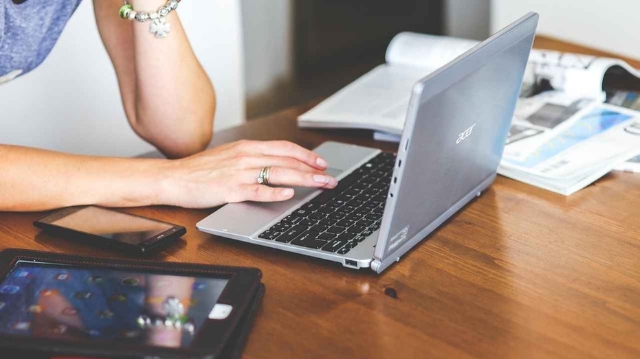 Clean up your social media feed and cut the noise