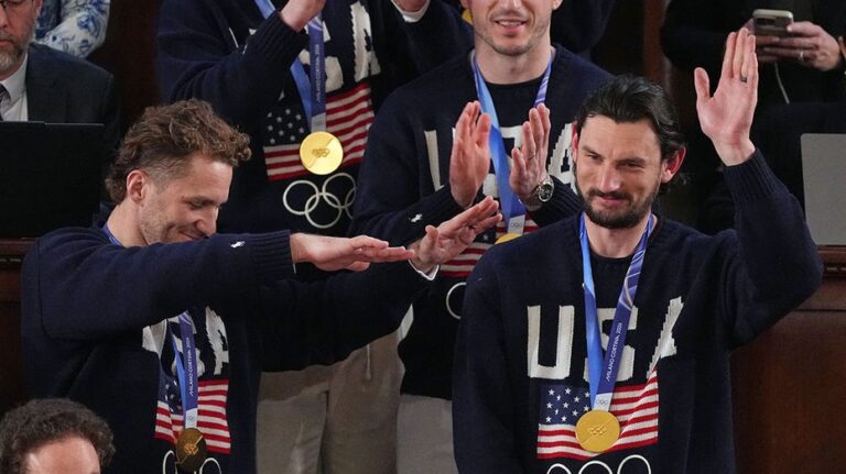 Trump announces Team USA hockey goaltender Connor Hellebuyck will get Presidential Medal of Freedom