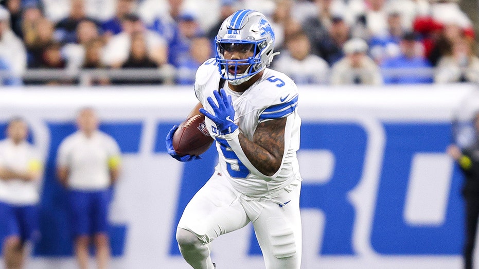 Lions trade David Montgomery to Texans hours after veteran's sarcastic response to rumors