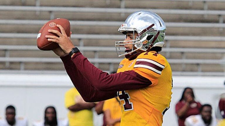 Deion Sanders mourns loss of Colorado quarterback Dominiq Ponder: 'One of my favorites'