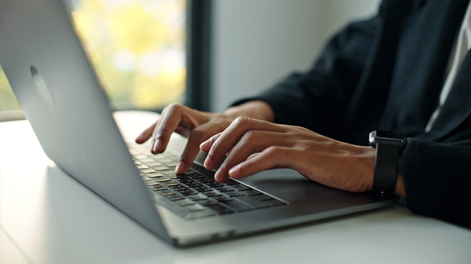 Fake Google Meet update lets hackers control your Windows PCs