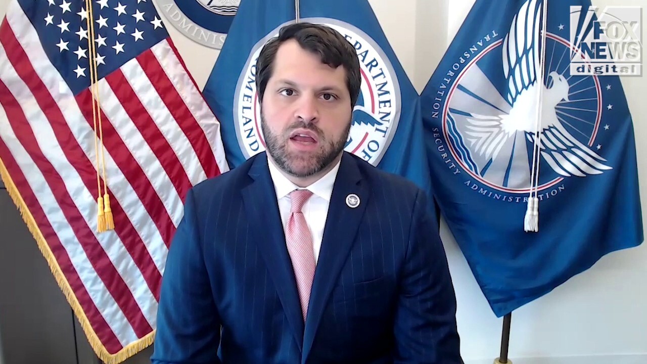TSA deputy: Shutdown bill passage won’t bring immediate relief to airports