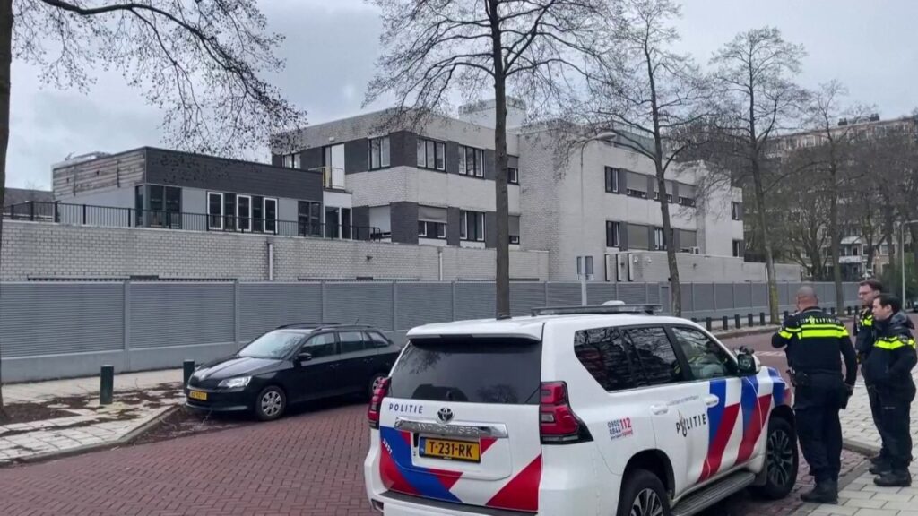 Explosion damages Jewish school in Amsterdam