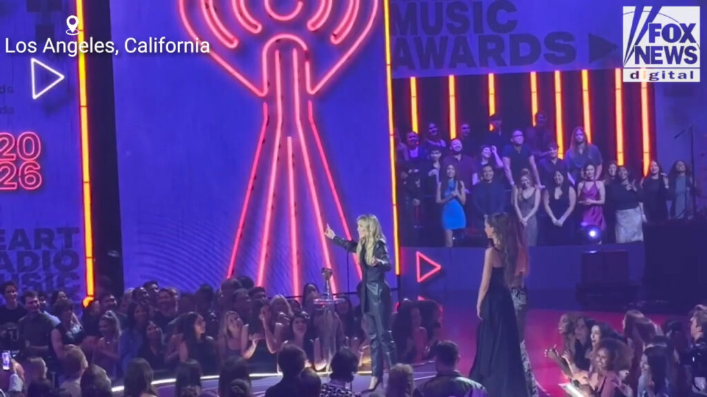 Miley Cyrus accepting the Innovator Award at the iHeartRadio Music Awards