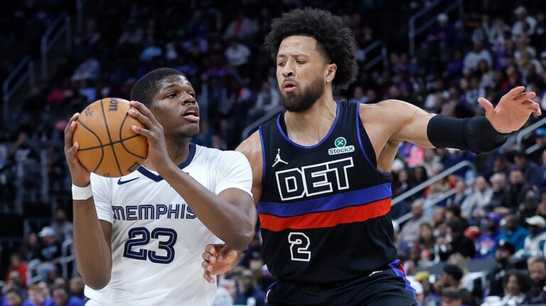 NBA faces pressure to alter 65-game eligibility rule for players to be considered for awards