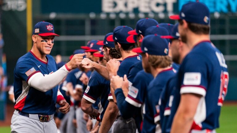 Speech to US baseball team by Navy SEAL who killed Osama bin Laden prompts liberal backlash