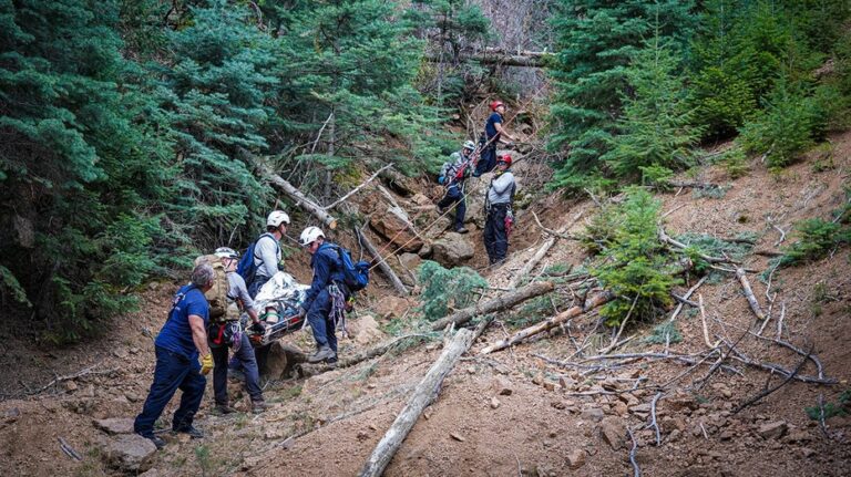 Colorado climber plunges 30 feet after gear 'failed' scaling mountainside, rescuers say