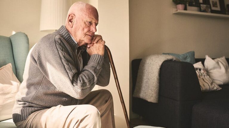 Loneliness may be silently eroding your memory, new research reveals