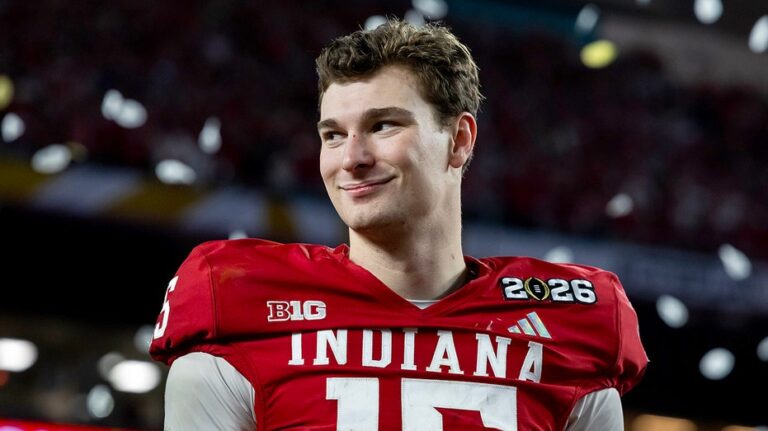 Tom Brady offers advice incoming NFL rookies, welcomes Fernando Mendoza after Raiders make him the top pick