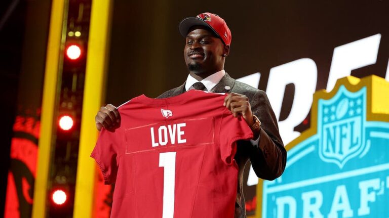 Cardinals draft Notre Dame running back Jeremiyah Love with the No. 3 overall pick in 2026 NFL Draft