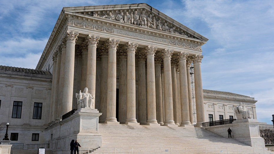 GREGG JARRETT: Trump's birthright citizenship order meets a wary SCOTUS audience