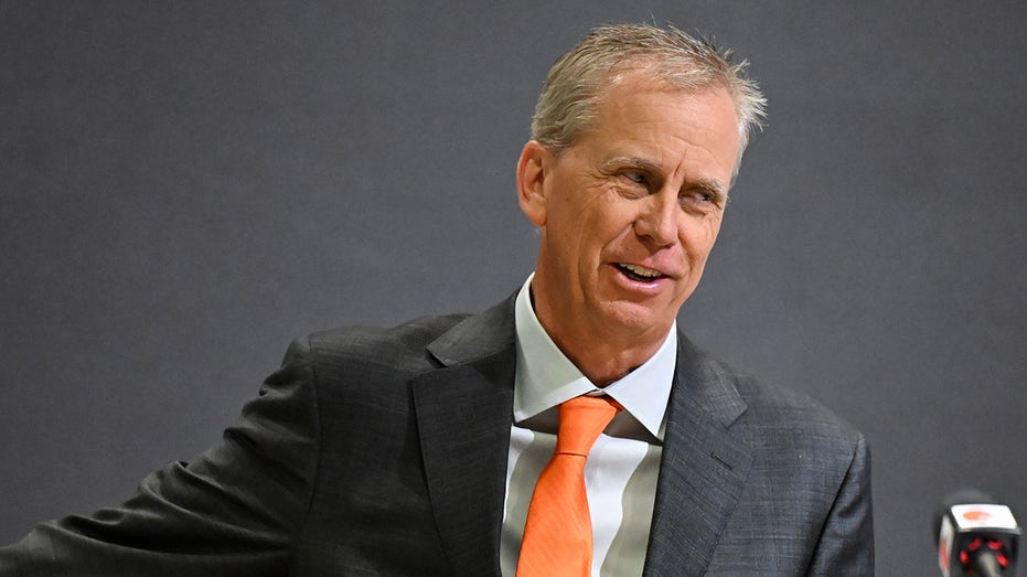 Browns' Todd Monken explains reason behind missing NFL head coach group photo