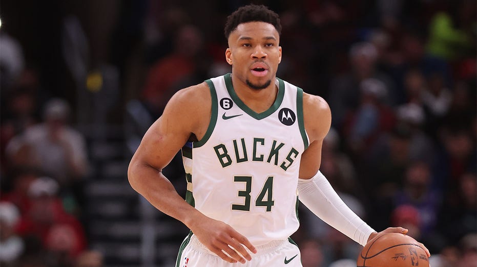 Giannis Antetokounmpo era to end in Milwaukee as Bucks will send two-time MVP to Miami Heat for young core