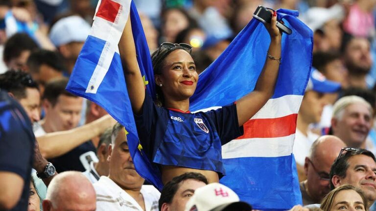 World Cup ticket scams target desperate fans