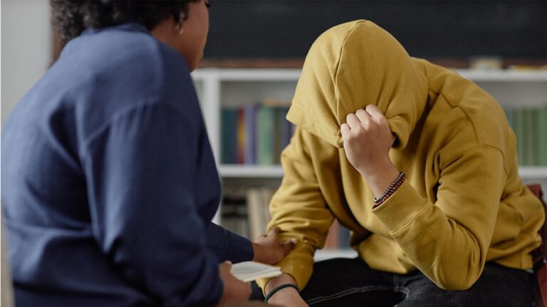 Oregon school counselor faces backlash over 'chosen family' book for youths